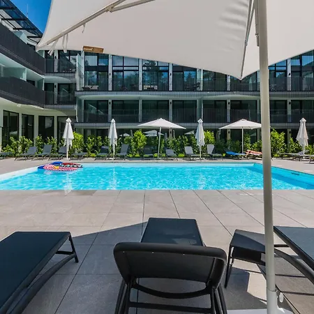 Prywatny W Stegnie Na Ulicy Brzozowej 6 Na I Pietrze