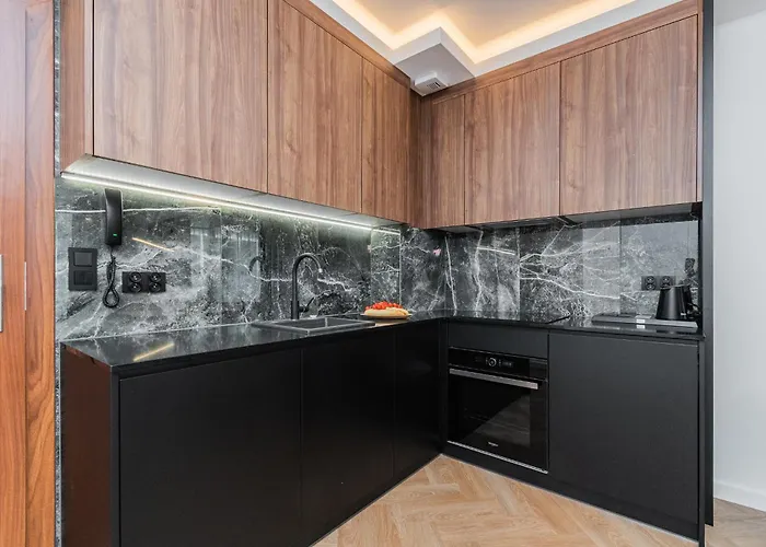 Prywatny W Stegnie Na Ulicy Brzozowej 6 Na I Pietrze Apartament