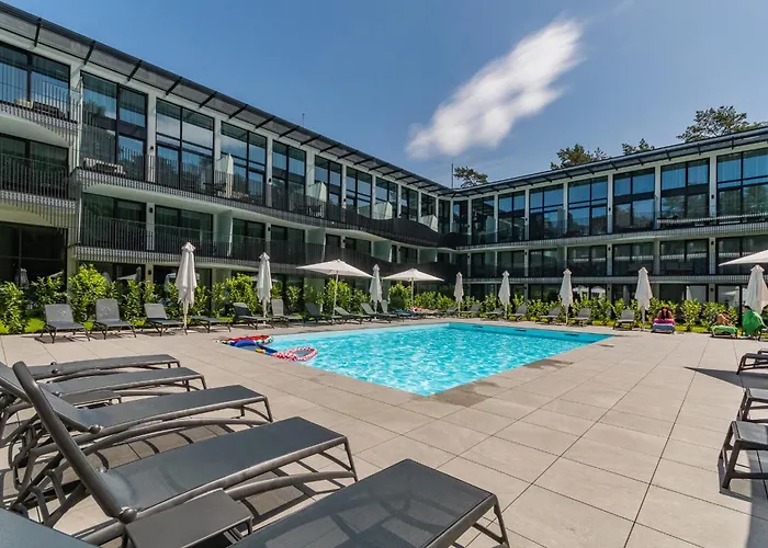 Apartament Prywatny W Stegnie Na Ulicy Brzozowej 6 Na I Pietrze *